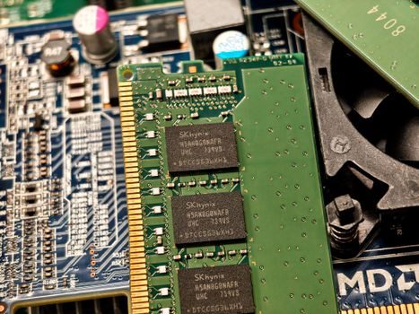 PCB manufacturing equipment guide - Limits, Failure Modes, and Trackable Signals