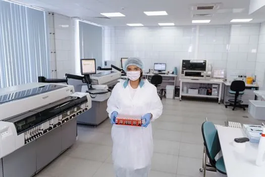 best Thermal Imaging Camera for pharmaceutical - Comparison: handheld pro vs scientific MWIR vs compact spot-check