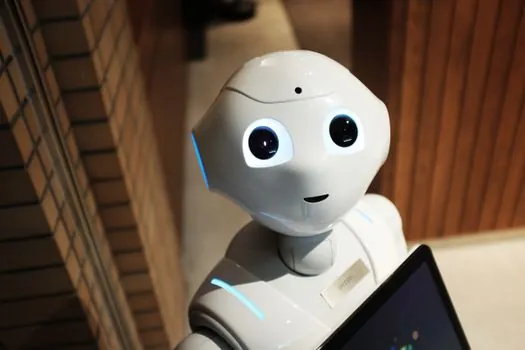 Autonomous Mobile Robot selection for pharmaceutical distribution - Vendor shortlisting and pilot criteria