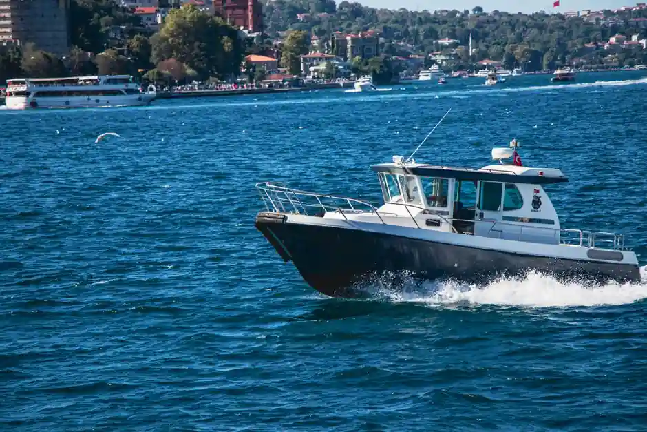 Photoelectric Sensors for Marine Service: Specs, Topologies, and Approval Paths