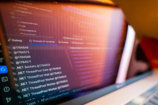 Programmable Logic Controller sizing and selection guide - Software execution models: cyclic, cyclic with interrupt, event-driven