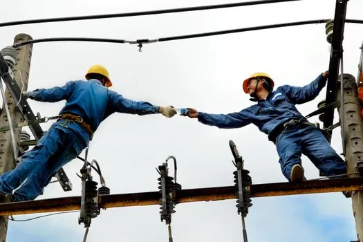 Polyurethane Elastomer selection for energy equipment - Temperature, Chemical, and Dynamic Service Windows