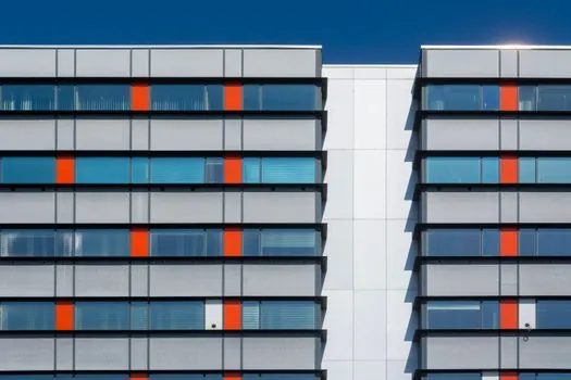 Polyurethane Insulation selection for hospitals - Mechanical and dimensional envelope for the panel build-up