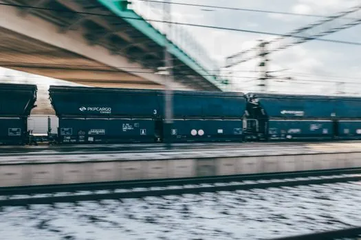 POM selection for rail industry - Supply, processing, and what to verify before signing off a grade