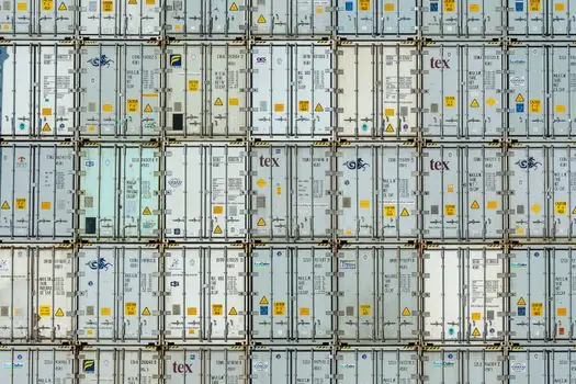 Pallet Rack selection for port logistics - Pallet footprint compatibility and the 1,200×1,000 mm ISO module