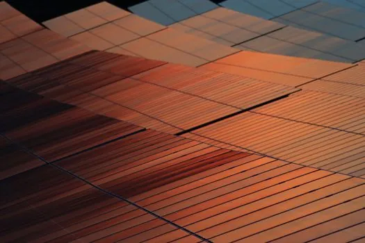 power grid OEM vs ODM manufacturing - Sourcing and standards: what to put in the contract