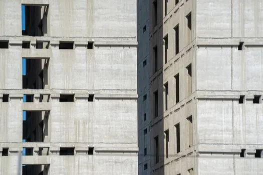 Prestressing Strand selection for high-rise buildings - Prestressed concrete pile walls for deep basements