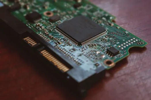 Programmable Logic Controller suppliers and manufacturers - Common Failure Modes, Sourcing Pitfalls, and What to Verify on Datasheets