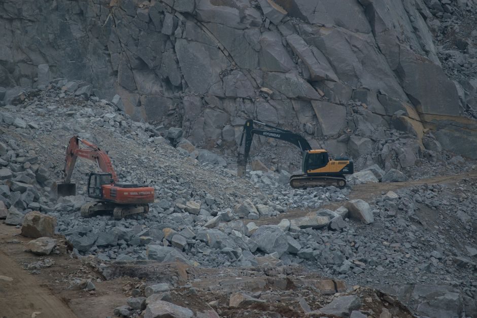 Quarry Road Roller Selection: 12-26 t Single-Drum Spec Map