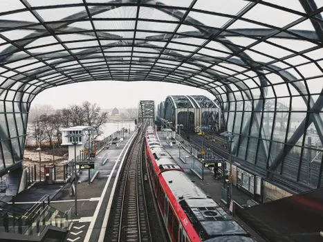Industrial Adhesive selection for rail industry - Use Cases Drawn from Active Rail-Industry Practice