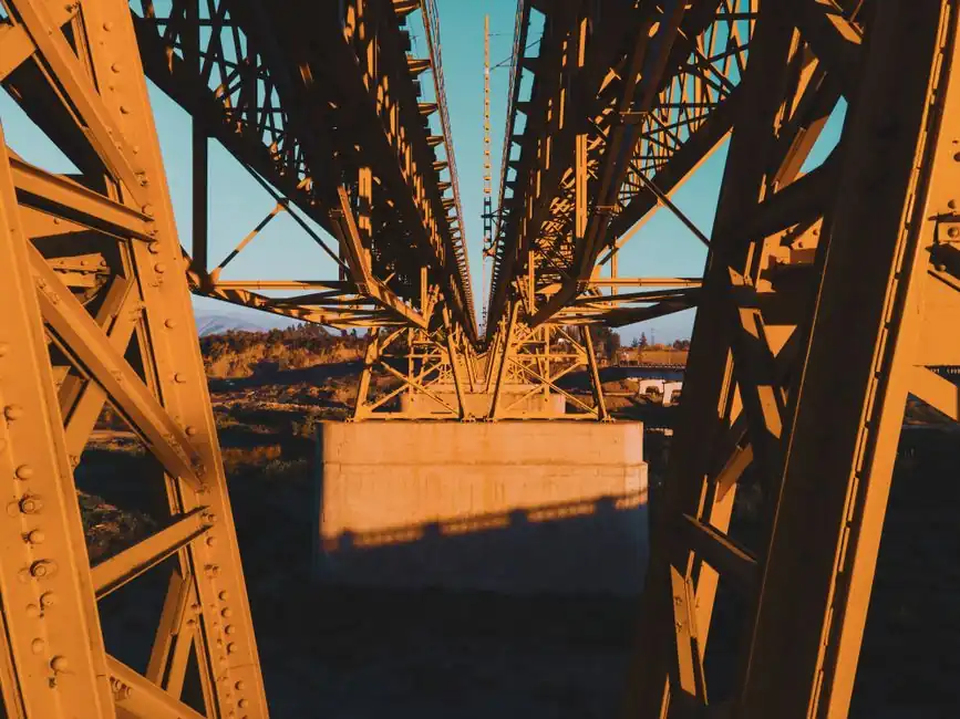 Rebar straightener selection for bridge construction: diameter, grade, tolerance gates