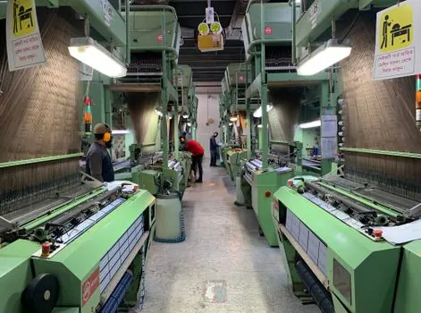 Strapping Machine selection for retail distribution - Machine class by throughput band