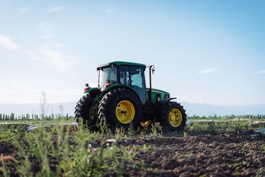 Road Roller selection for agriculture - Type Selection: Smooth, Padfoot, and Pneumatic