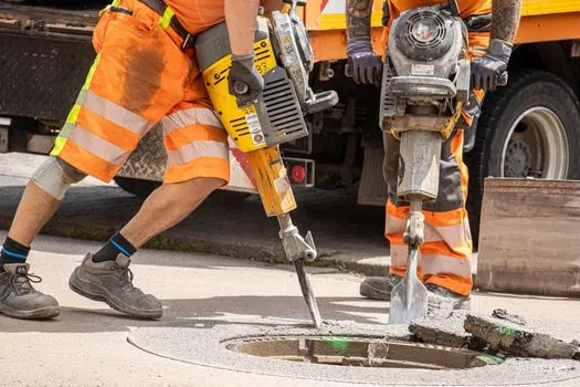 Rotary Drilling Rig selection for road construction - Mid-Range Comparison: SANY SR235 vs XCMG XR240