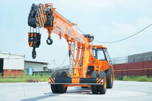 rough terrain crane price and cost guide - Spec drivers that move price inside one capacity class