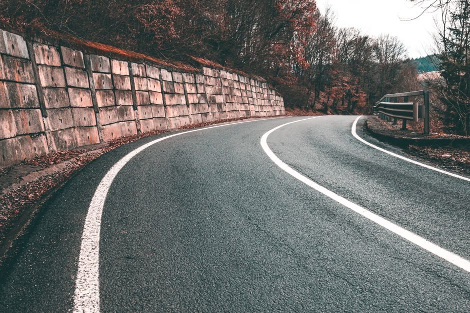 Safety Barrier Buying Guide 2026: Zener vs Isolated, Spec Gates, Sourcing