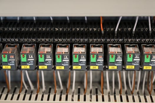 safety PLC selection guide - Network Choice: PROFIsafe, FSoE, CIP Safety, and Gateways