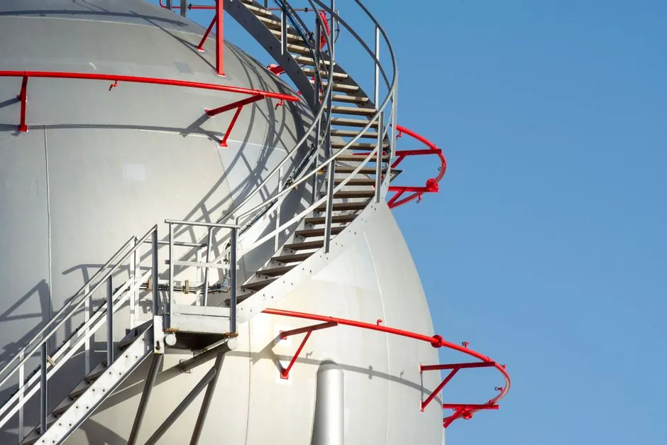 Safety shoe selection for oil and gas: hazard map, sole chemistry, and certification gates