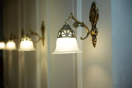 Sand Blasting Machine selection for lighting fixtures - Air supply, cabinet size, and dust compliance