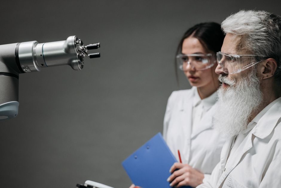 SCARA Robot Selection Guide: Reach, Payload, Repeatability Benchmarks for 2026 Specs