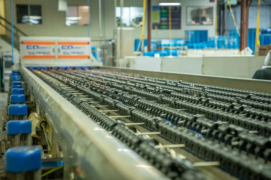 Screw Conveyor vs Conveyor Chain: Spec-Driven Selection Map