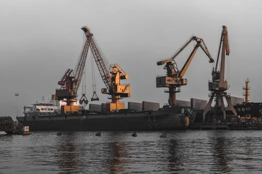 Pile Driver selection for port and terminal operations - Barge, Crane, and Platform Constraints