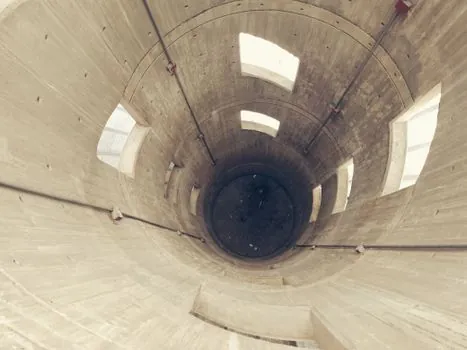 Self-Aligning Bearing selection for cement plants - Real Use Cases Inside a Cement Plant