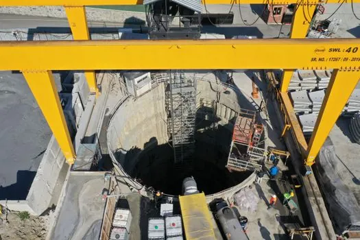 Shield Machine selection for urban infrastructure - Tail void, grout, and face support: process control that defines the spec