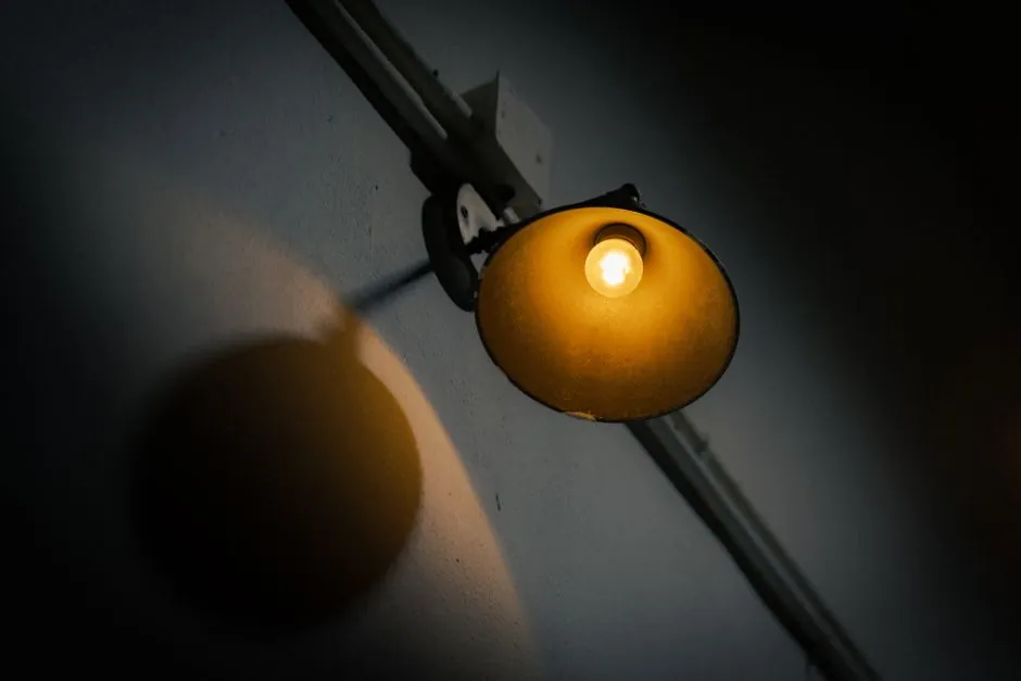 Shot Blasting Machine Selection for Lighting Fixtures: Spec Map