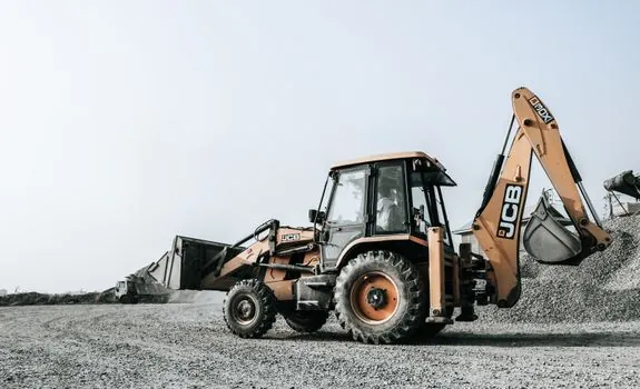Skid Steer Loader selection for quarrying - Tyre and Undercarriage Spec: the Hidden 30-40% of Lifecycle Cost