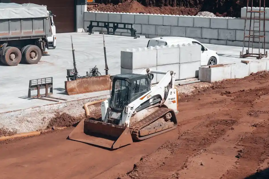 Skid Steer Loader Spec Map for Mining: ROC, Cab Safety, Fire Suppression