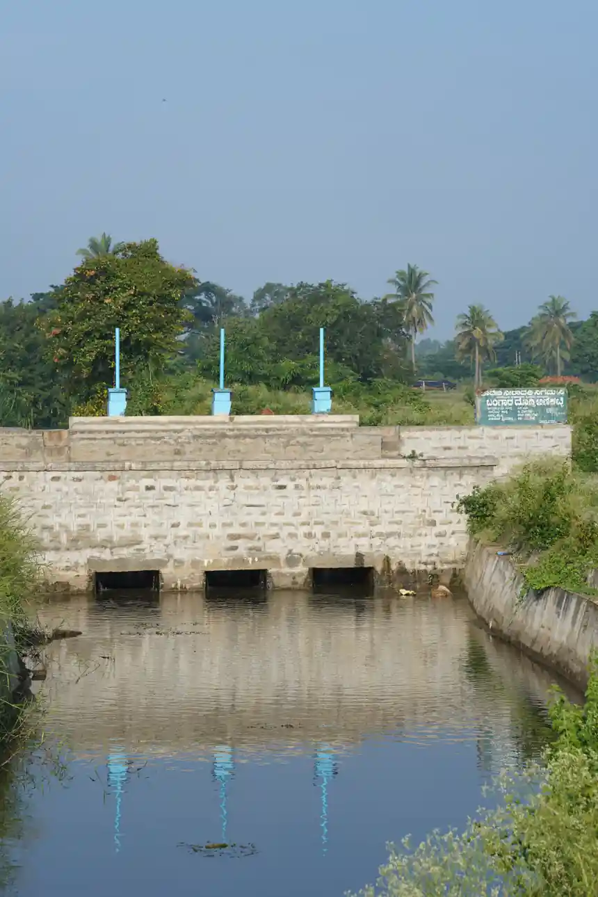 sluice gates reference image