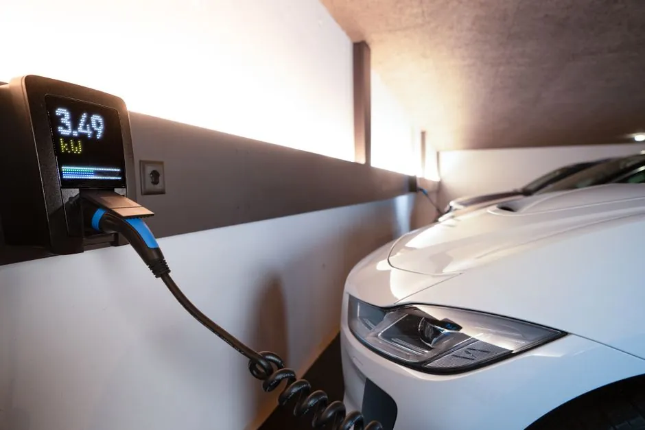 Solid-State Battery Industry 4.0 Adoption: Semi-Solid Production Scales, Full SSB Pilots