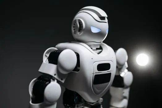 industrial robot sourcing from China guide - Side-by-side: import options lined up against decision criteria