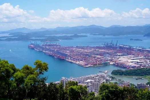 TOPCon solar cell sourcing from China guide - Cluster Map and Logistics: Where Production Sits and How It Ships