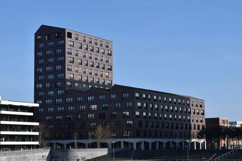 Specify fired clay brick for commercial façades: 2026 spec checklist