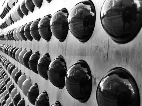 Spherical Plain Bearing selection for cement plants - Spherical plain bearing codes, sliding-surface pairs, and maintenance signals
