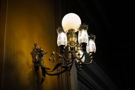 Squeeze Casting Machine selection for lighting fixtures - Standards, Tolerances, and What Buyers Should Require