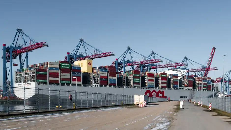 Stacker Crane Selection for Chemical Shipping Warehouses