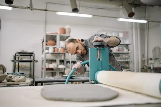 tapered roller bearing types and applications - Load Capacity, Speed, and Precision Class