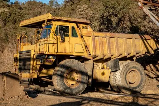 Thrust Bearing selection for mining operations - Mobile mining equipment: haul trucks, shovels, and drill rigs