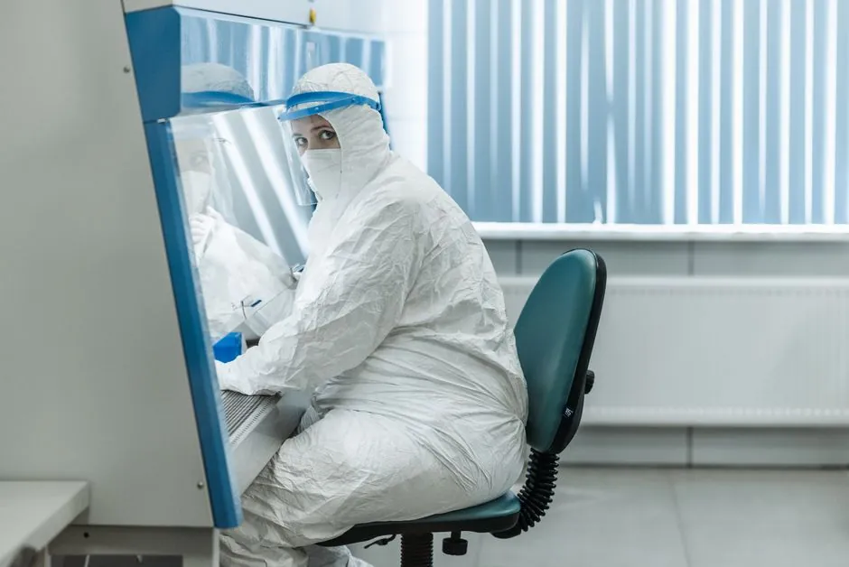 Tin Bronze Selection for Cleanrooms: Alloy, Lubrication, and ISO 14644 Fit