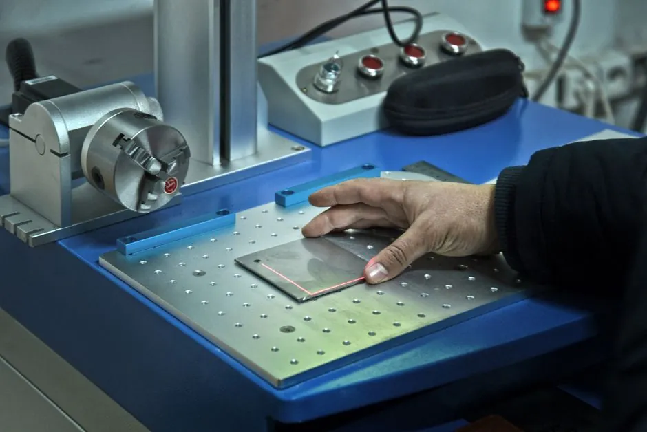 Titanium Alloy Selection for Mold and Die Tooling: Grades, EDM Routes, and Wear Gates