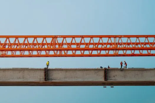 Total Station selection for concrete work - What robotic total stations change for a one-person crew