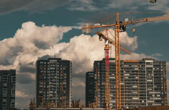 Tower Crane selection for quarrying - Use Cases and Field Deployment Notes from 2026 OEM Activity