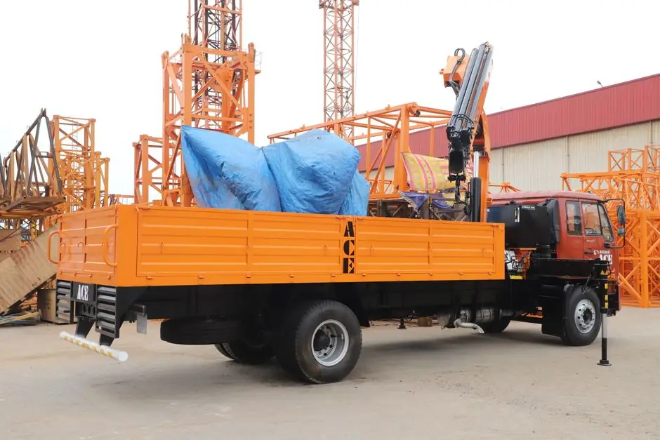Truck crane selection for tunneling: capacity, headroom, and tail-swing gates
