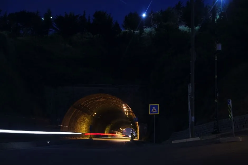 Tunnel Asphalt Paver Selection: Track, Width, and Ventilation Spec Map