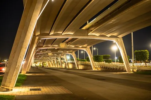 Laser Screed selection for tunnel construction - 2D Paving Control in GNSS-Denied Tunnel Space