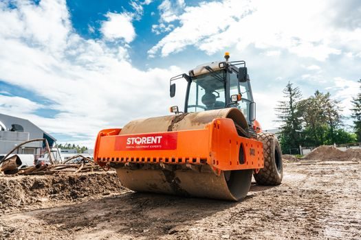 Road Roller selection for tunneling - Drum, Amplitude and Frequency — The Working Window