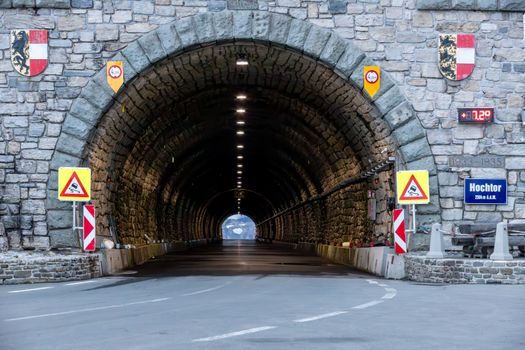 Road Roller selection for tunneling - Emissions, Ventilation and Tunnel Air Quality